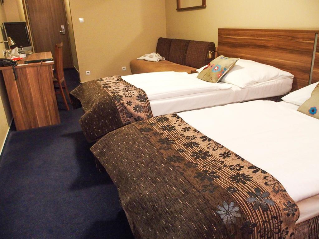 Hotel Victoria マルティン エクステリア 写真