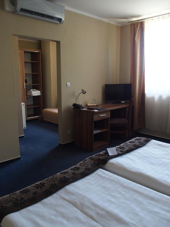 Hotel Victoria マルティン エクステリア 写真